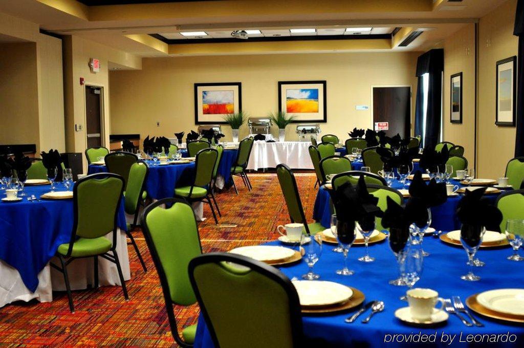 Holiday Inn Express & Suites Dayton South - I-675 By Ihg Shanersville Ресторан фото