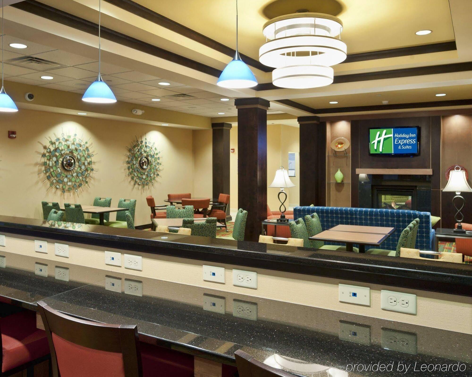 Holiday Inn Express & Suites Dayton South - I-675 By Ihg Shanersville Экстерьер фото